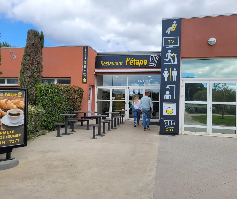 Centre routier poids lourds sécurisé et gardienné Truck Etape Béziers Vendres