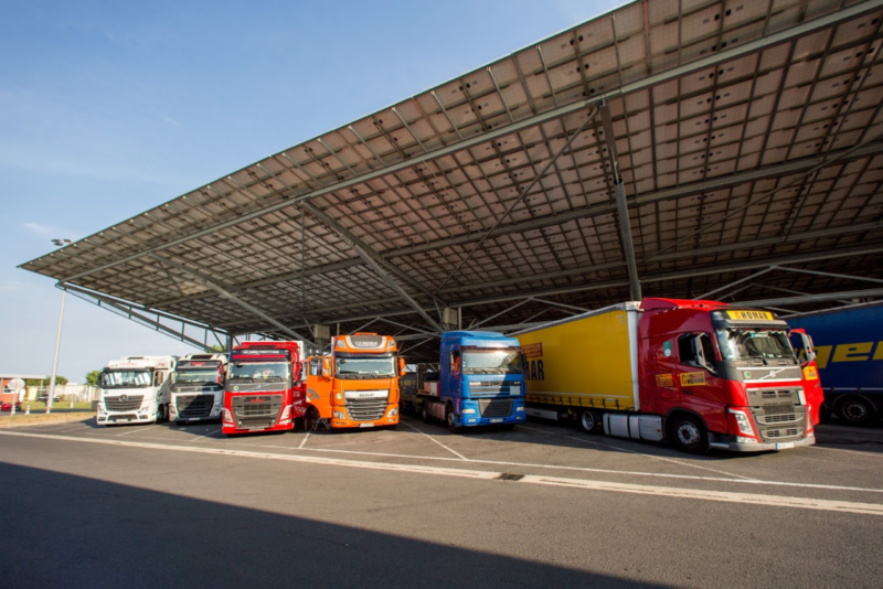Truck Étape Béziers : des services pensés pour le confort des conducteurs en été